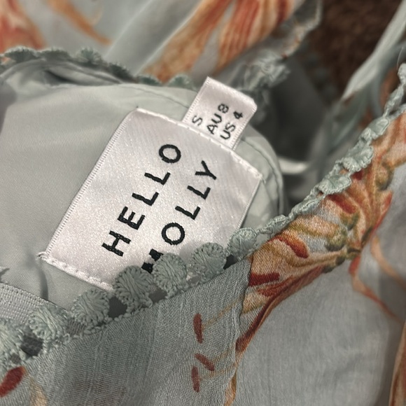 Hello Molly Floral Print Dress with Ruffle Hem size small - Picture 5 of 5